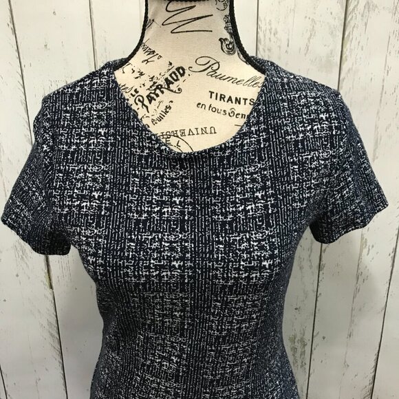 Maison Jules Knit dress, short sleeves, flared bottom. Navy and white Size Small - Picture 5 of 9